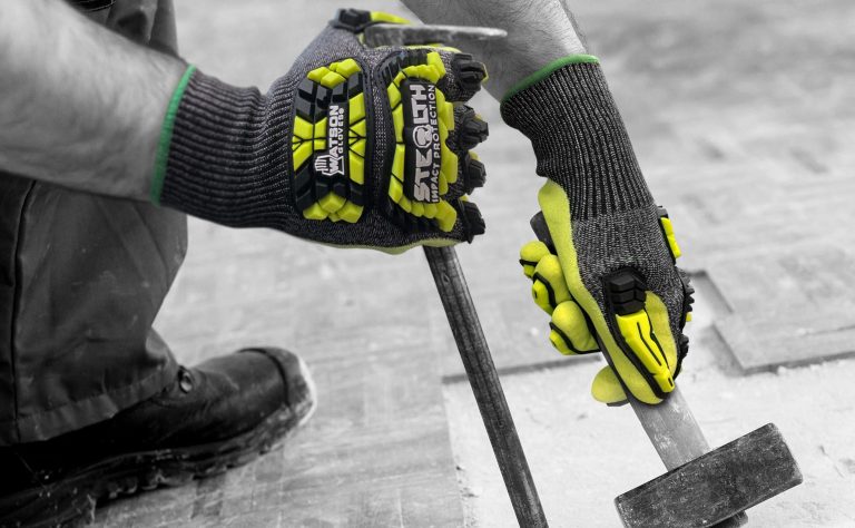 The Importance of Impact-Resistant Gloves: Protecting Hands from Hazards